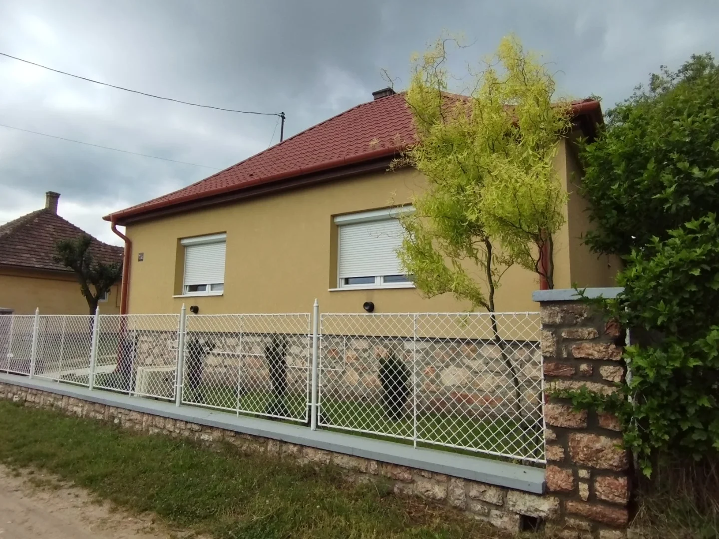 Eladó családi ház Bakonyszentlászló Dózsa György utca - Kép 4
