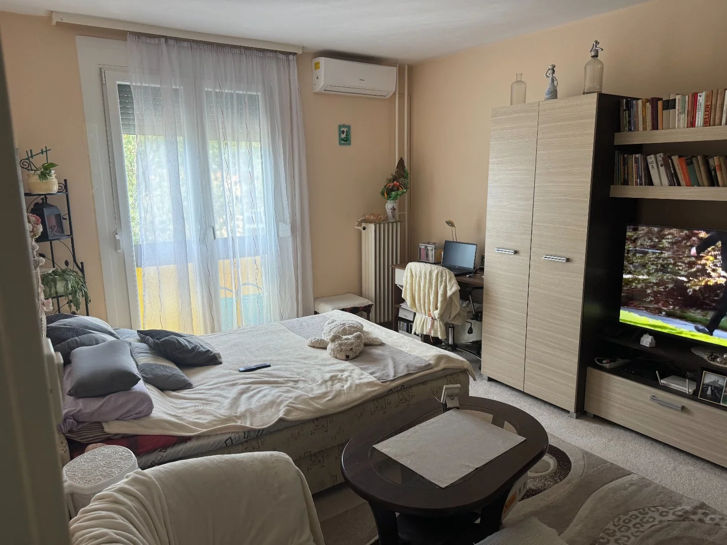 Eladó panel lakás Pécs Viktória utca