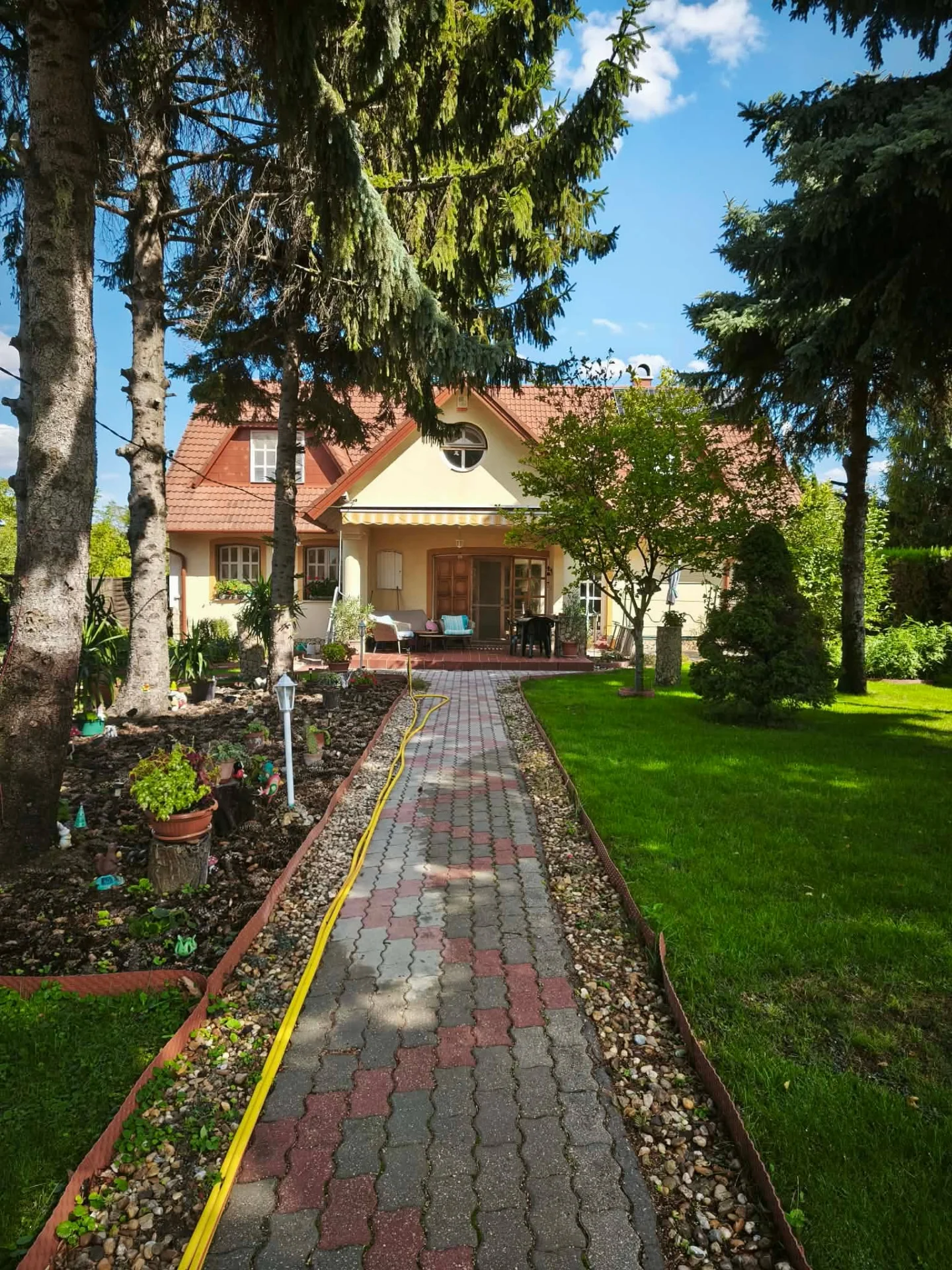 Eladó ház Kulcs Hajnal utca - Kép 8