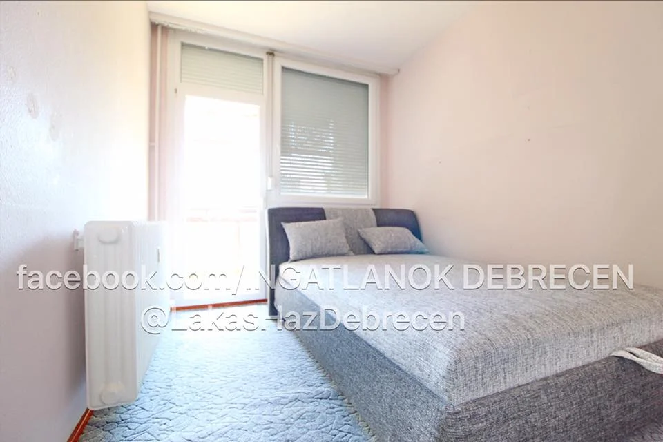 Eladó lakás Debrecen Füredi u. - Kép 6