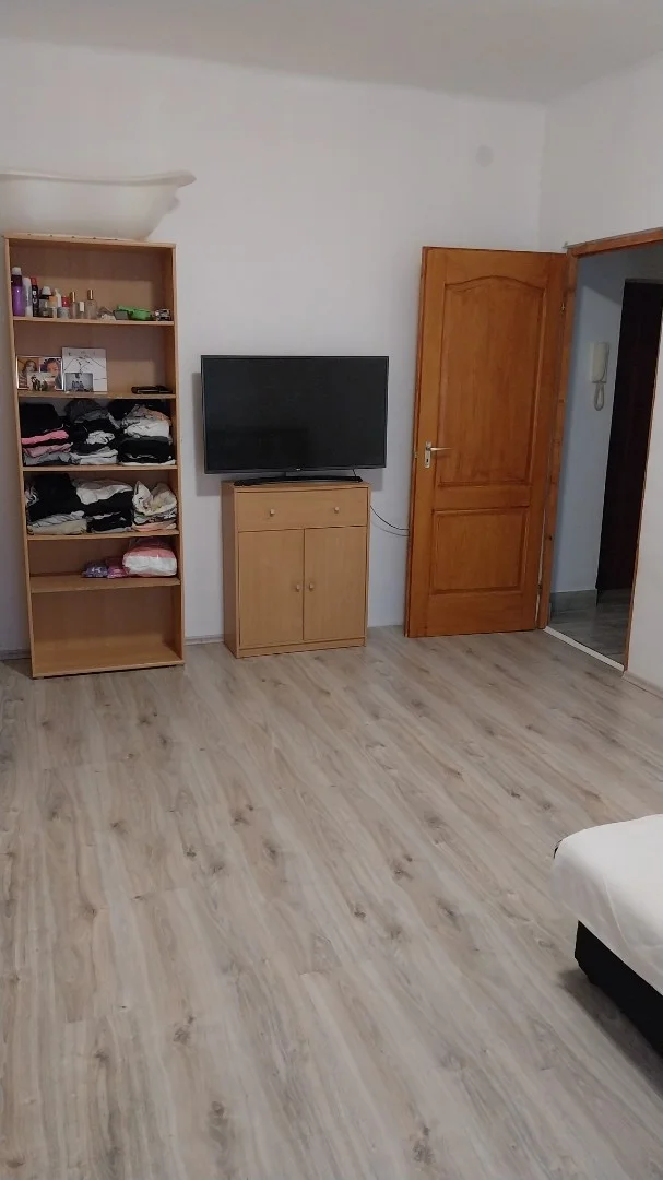 Eladó tégla lakás Tatabánya - Kép 5