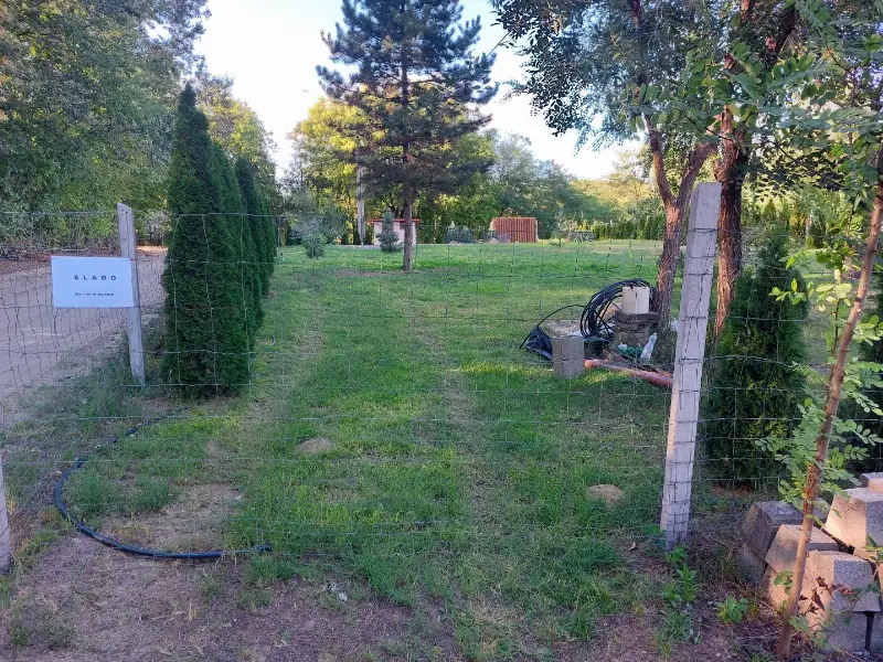 Eladó építési telek Paks Kölesdi út 0382/7 Hrsz: