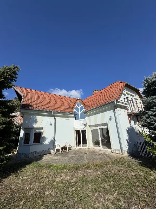 Eladó ház Pécs Középmakár dűlő