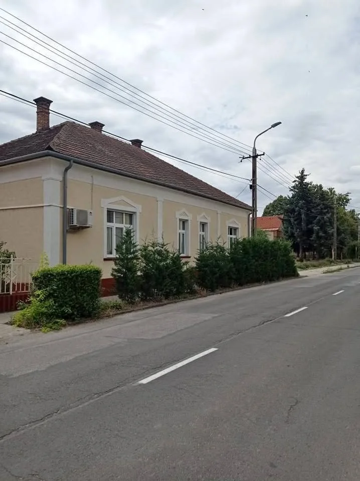 Eladó ház Dunavecse - Kép 2