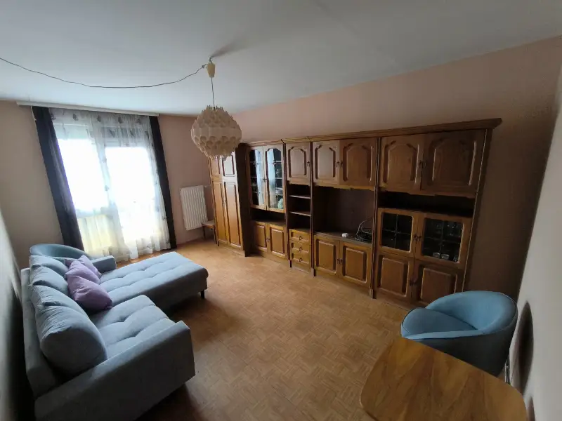 Eladó panel lakás Pécs Viktória utca