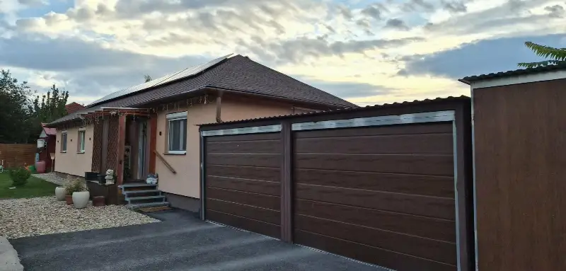 Eladó családi ház Páty Völgy utca