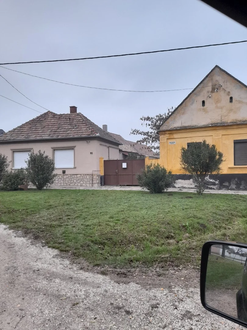 Eladó sorház Egyházaskesző Kossuth