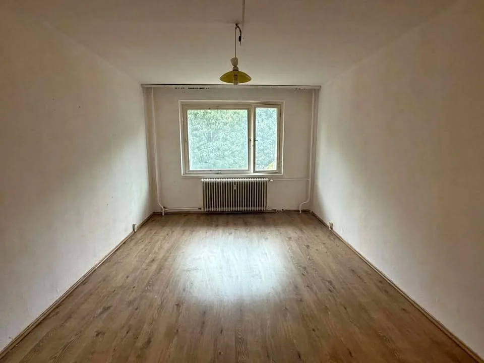 Eladó lakás Dunaújváros - Kép 3