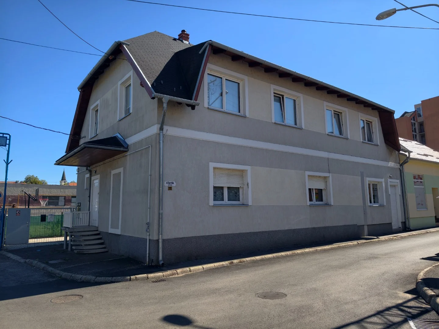 Kiadó üzlet iroda / üzlet / kereskedelmi / szolgáltató Zalaegerszeg Könyök utca - Kép 4
