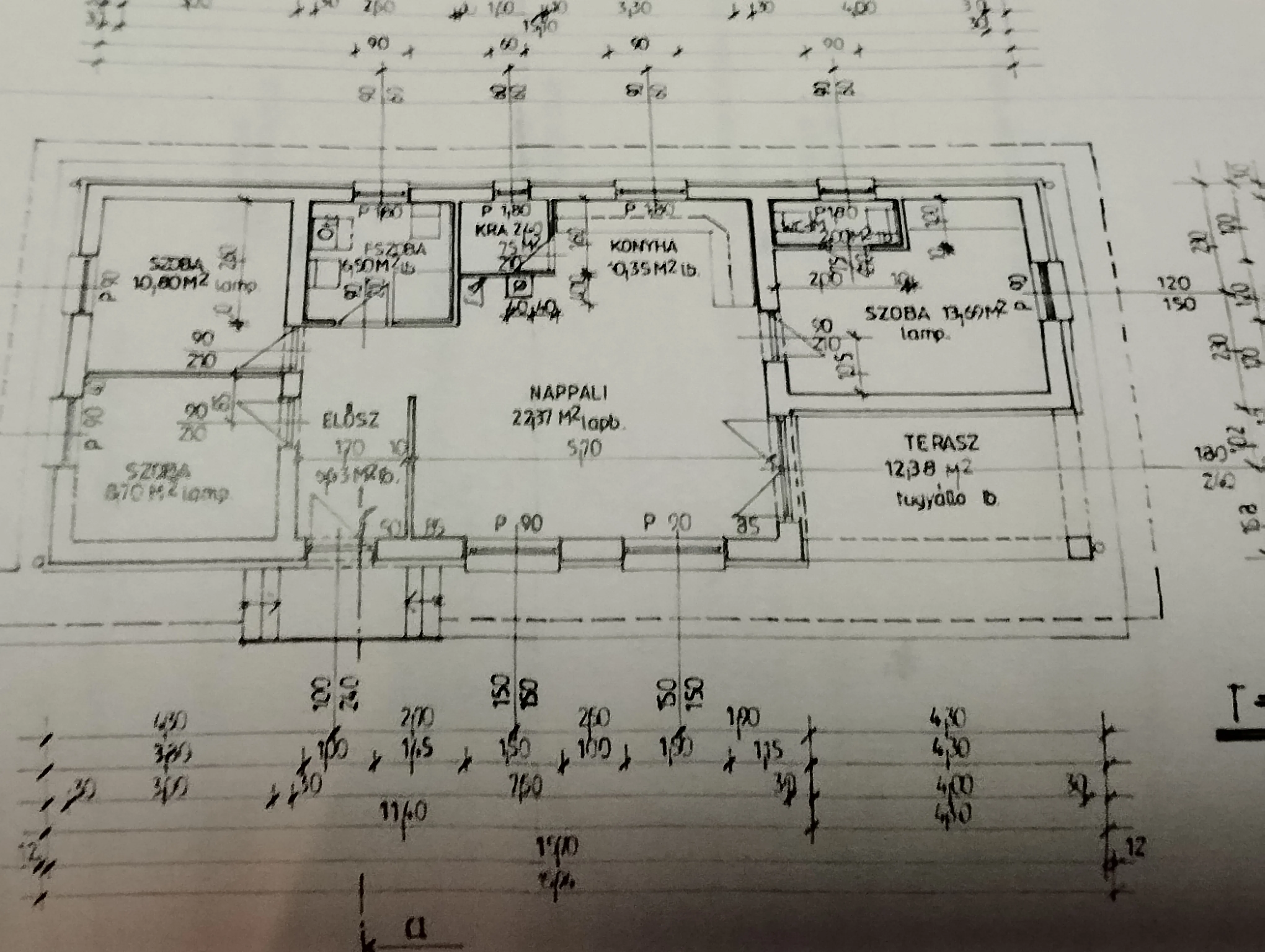 Eladó családi ház Erdőkertesen alaprajz