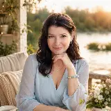 Adriána Tóth