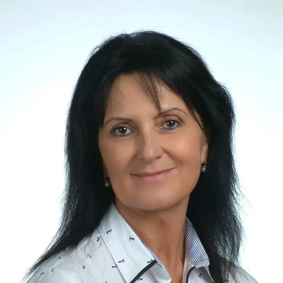 Ungur Mária